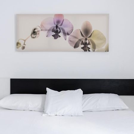 Holi-Rent Procurador Appartement Sevilla Buitenkant foto