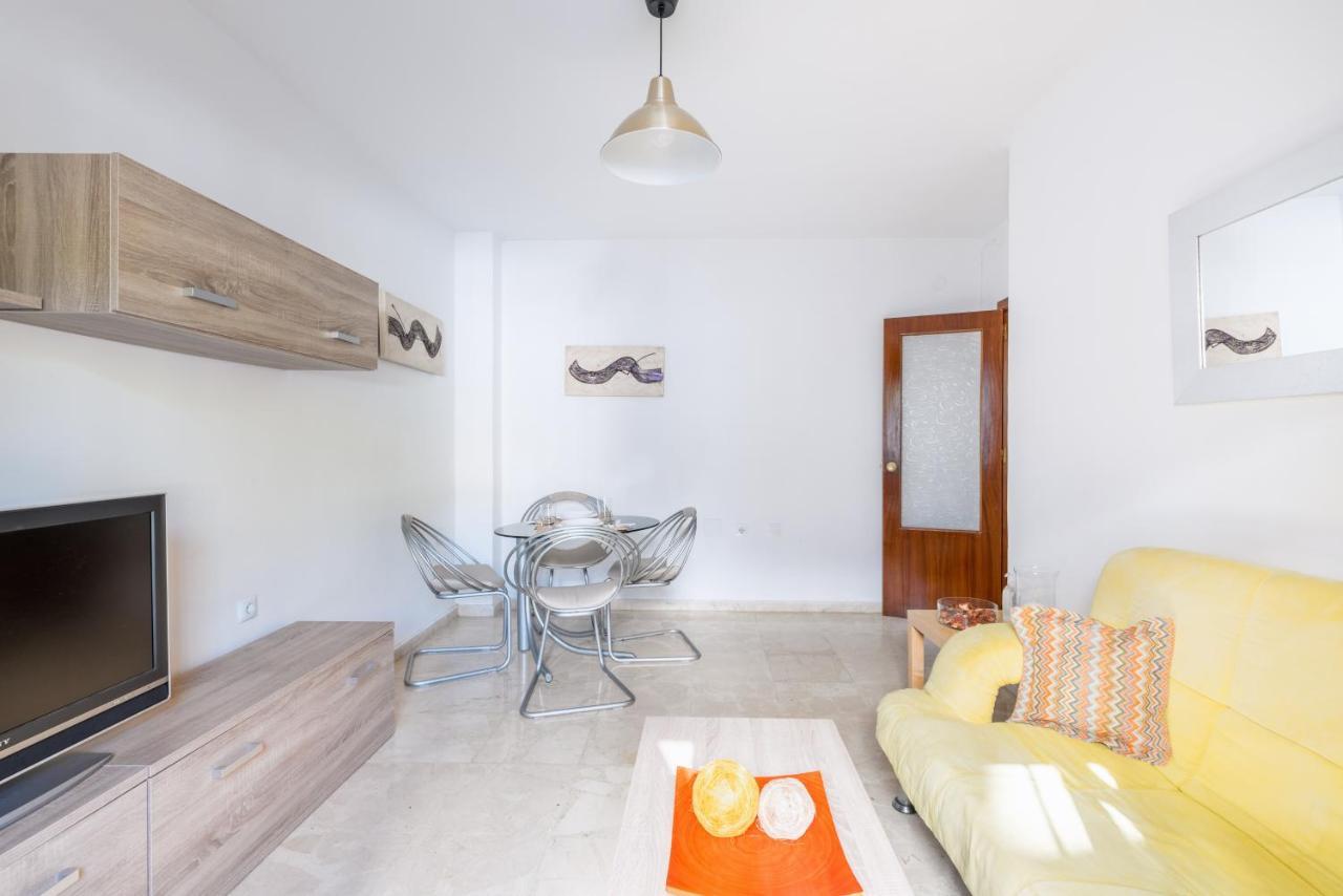 Holi-Rent Procurador Appartement Sevilla Buitenkant foto